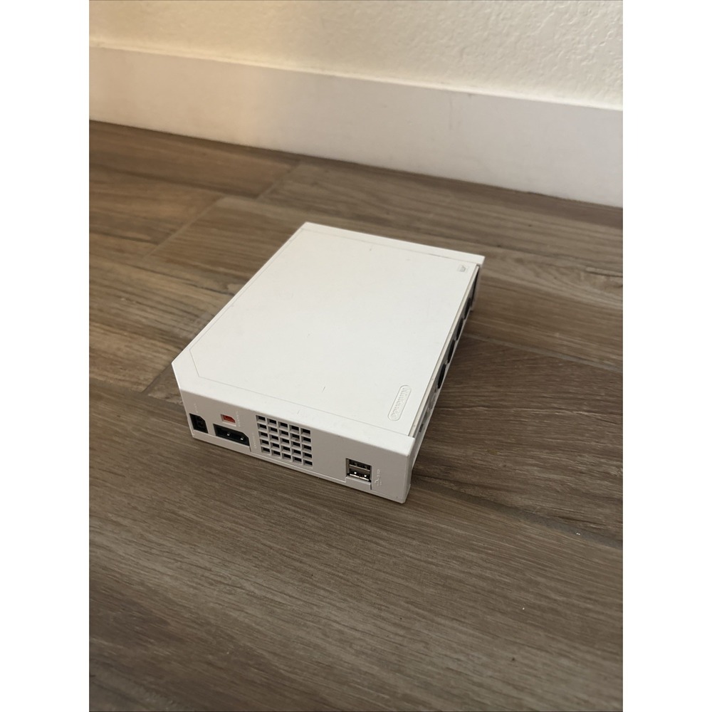 Nintendo Wii Console - Broken, Selling For Parts